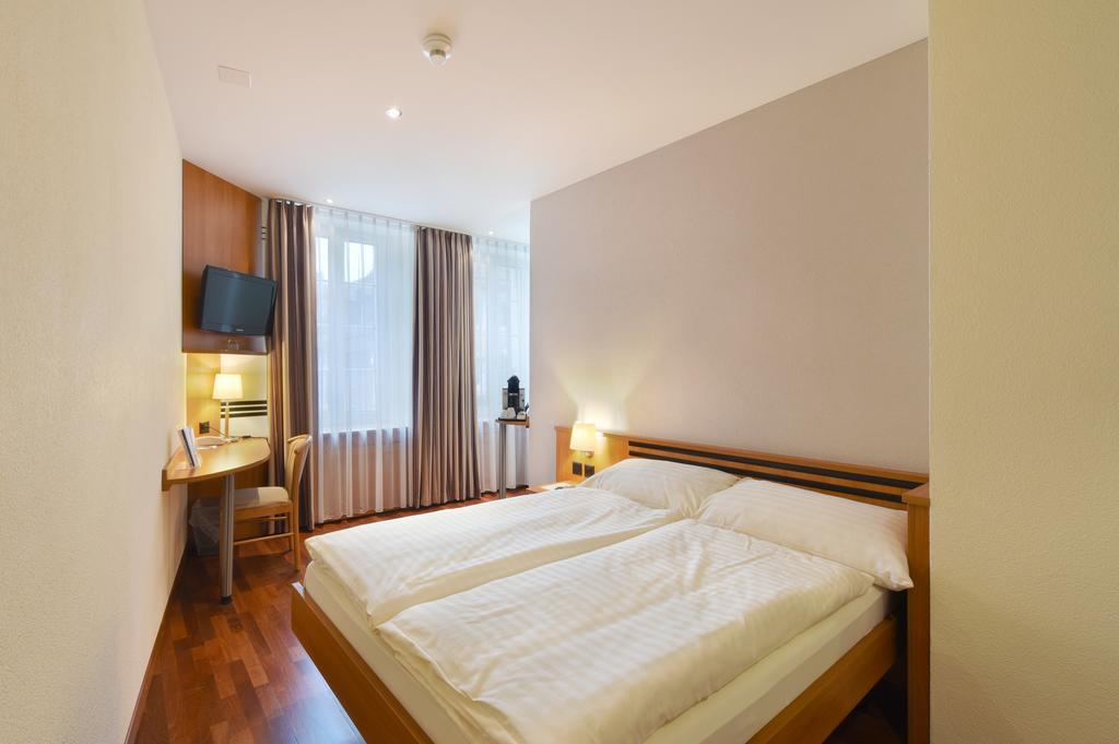 Apart Hotel Amadeo Zofingen Værelse billede