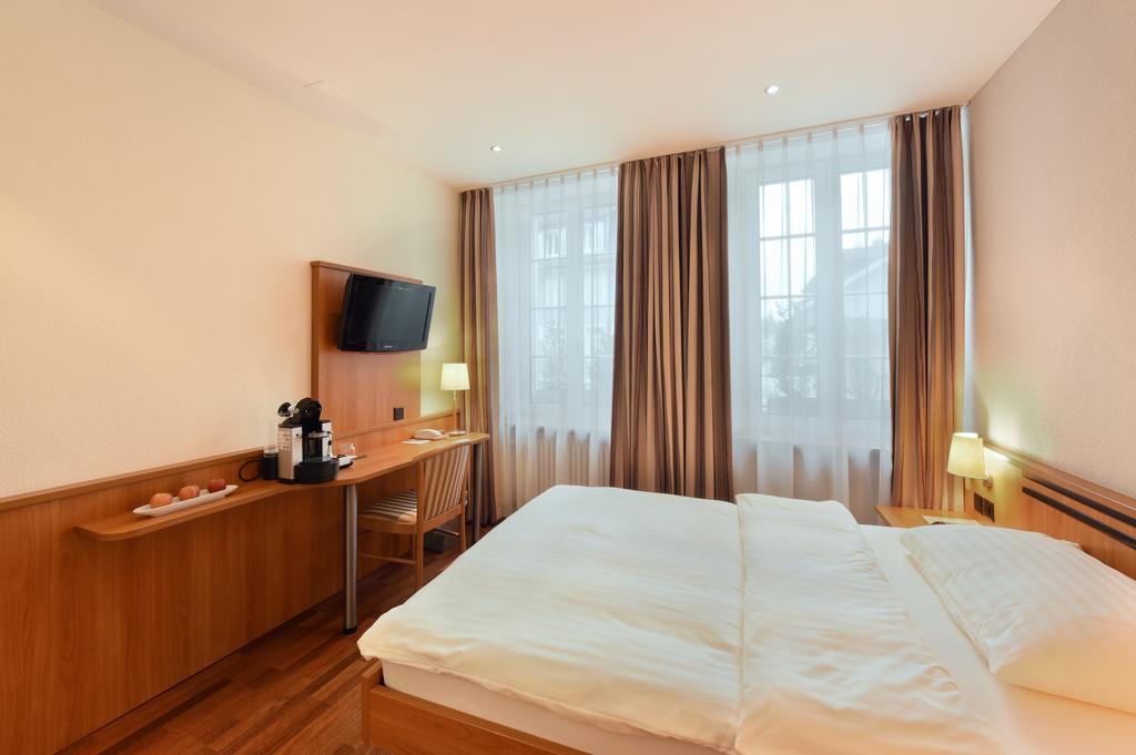 Apart Hotel Amadeo Zofingen Eksteriør billede