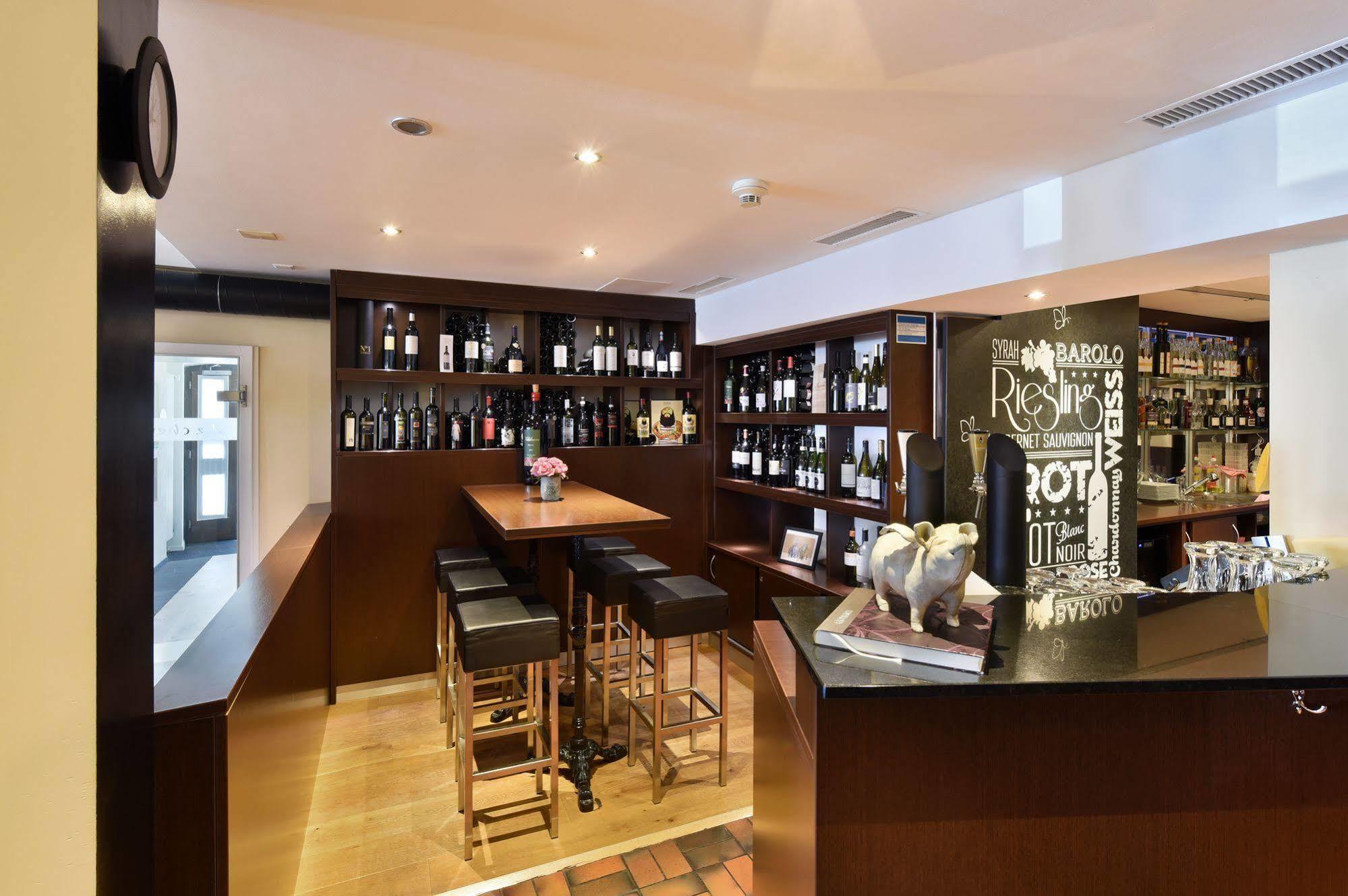 Apart Hotel Amadeo Zofingen Eksteriør billede